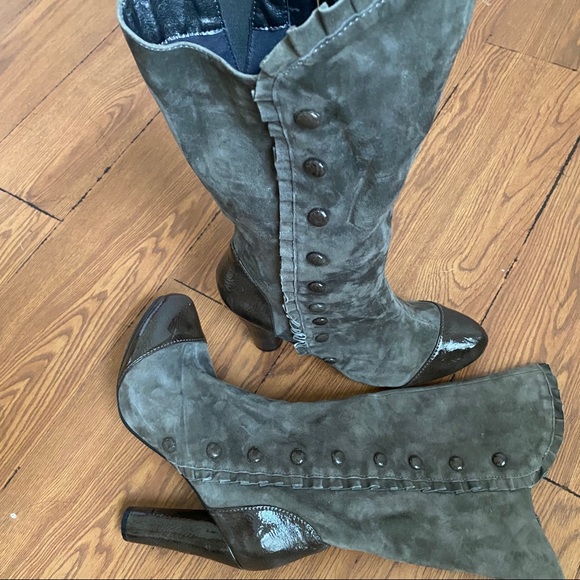 Ladies sexy suede button up zippered side boots - Picture 4 of 7